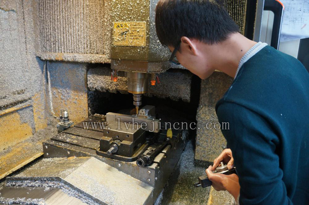 員工調機中1 員工調(diào)機中(zhōng)1